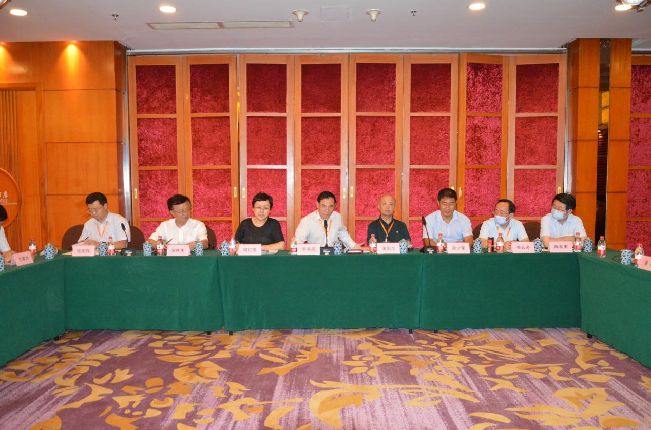环渤海区域渔业生产科技服务团在大连召开高端研讨会-12.jpg